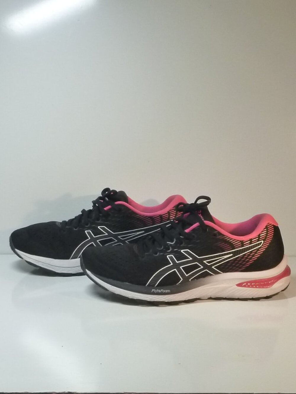 ASICS Women’s GEL-Cumulus 22 Running Shoes Black Pink Glo